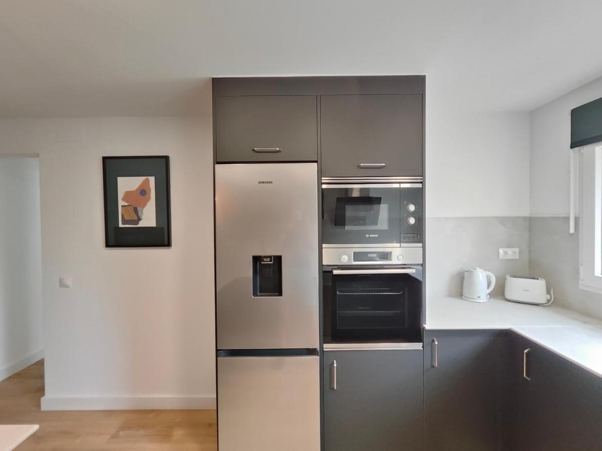 Fantastic Apartment Sant Adria Beach Sant Adria de Besos Bagian luar foto