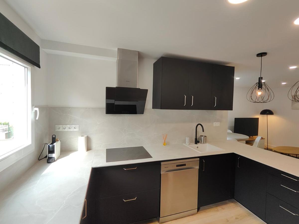 Fantastic Apartment Sant Adria Beach Sant Adria de Besos Bagian luar foto