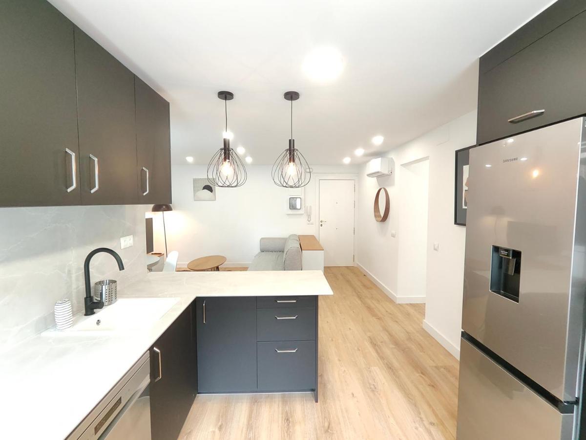 Fantastic Apartment Sant Adria Beach Sant Adria de Besos Bagian luar foto